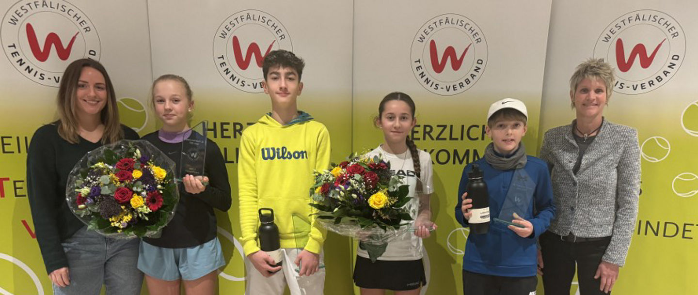 Nicolin Lücke (WTV-Vizepräsidentin Nachwuchsleistungssport), Angelina Cerdic (Siegerin U14), Luys Calin (Sieger U14), Zoe Bleffert (Siegerin U12), Luis Herding (Sieger U12)