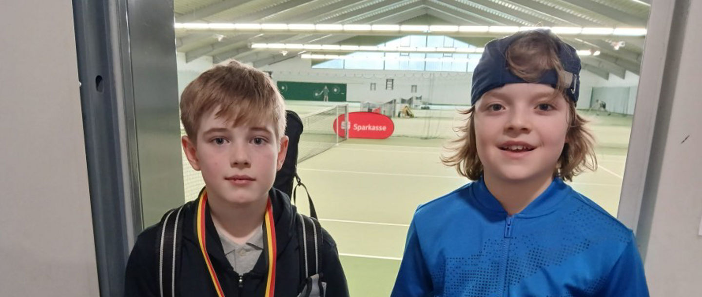 U11m Nebenrunde Sieger Felix rechts und Georg links