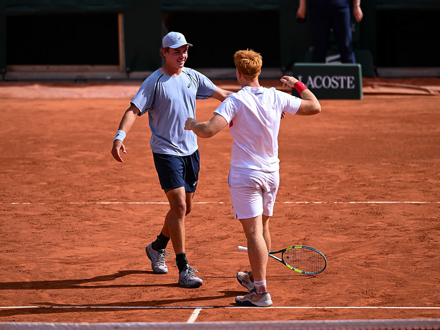 Vincent Reisach (l.) und Jamie Mackenzie (r.) sind bei den World Tennis Tour Junior Finals