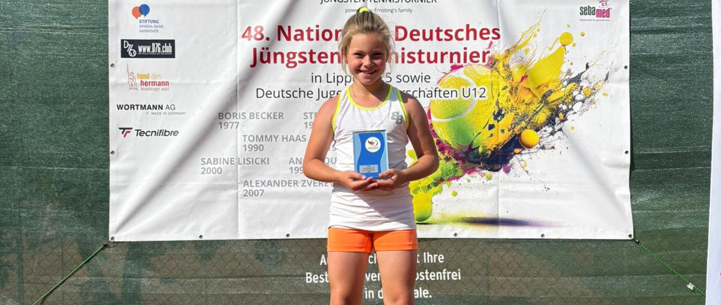 Ariana Graf auf dem Siegerpodest