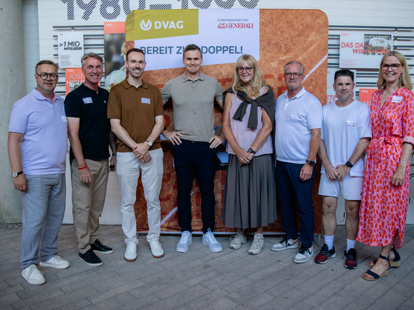 v.l. Mathias Schulz (DVAG), Thomas Chiandone (Geschäftsführer TVSH), Branko Weber (Vorstand HTV), Hannes Ocik, Sigrid Rinow (Präsidentin HTV), Frank Intert (Präsident TVSH), Björn Kroll (Vorstand HTV), Sabine Jaburg (DVAG)