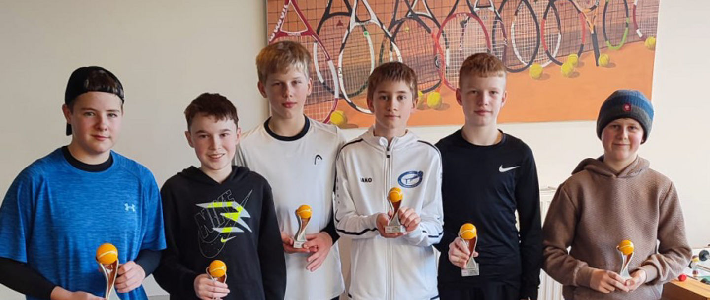 U14 m Haupt- und Nebenrunde Sieger Bjarne links, 2. Leinwand, die Dritten Nebenrunde: Sieger Fabian Valentin