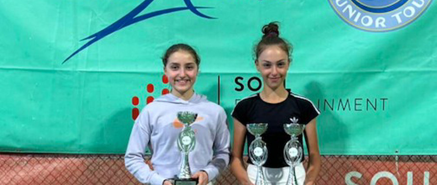 Starkes Duo: Nia Nikolov (links) vom TSV Kirchrode mit ihrer Partnerin IIayda Kayra beim TE-Turnier in Istanbul