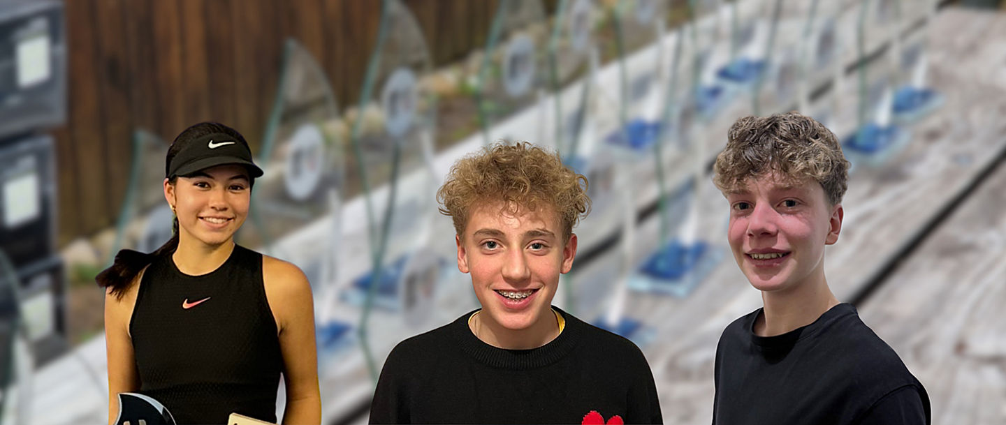 Emmi Nehls, Jaro Schinder und Samuel Wick mit den Pokalen der Baden-Württembergischen Jugendmeisterschaften
