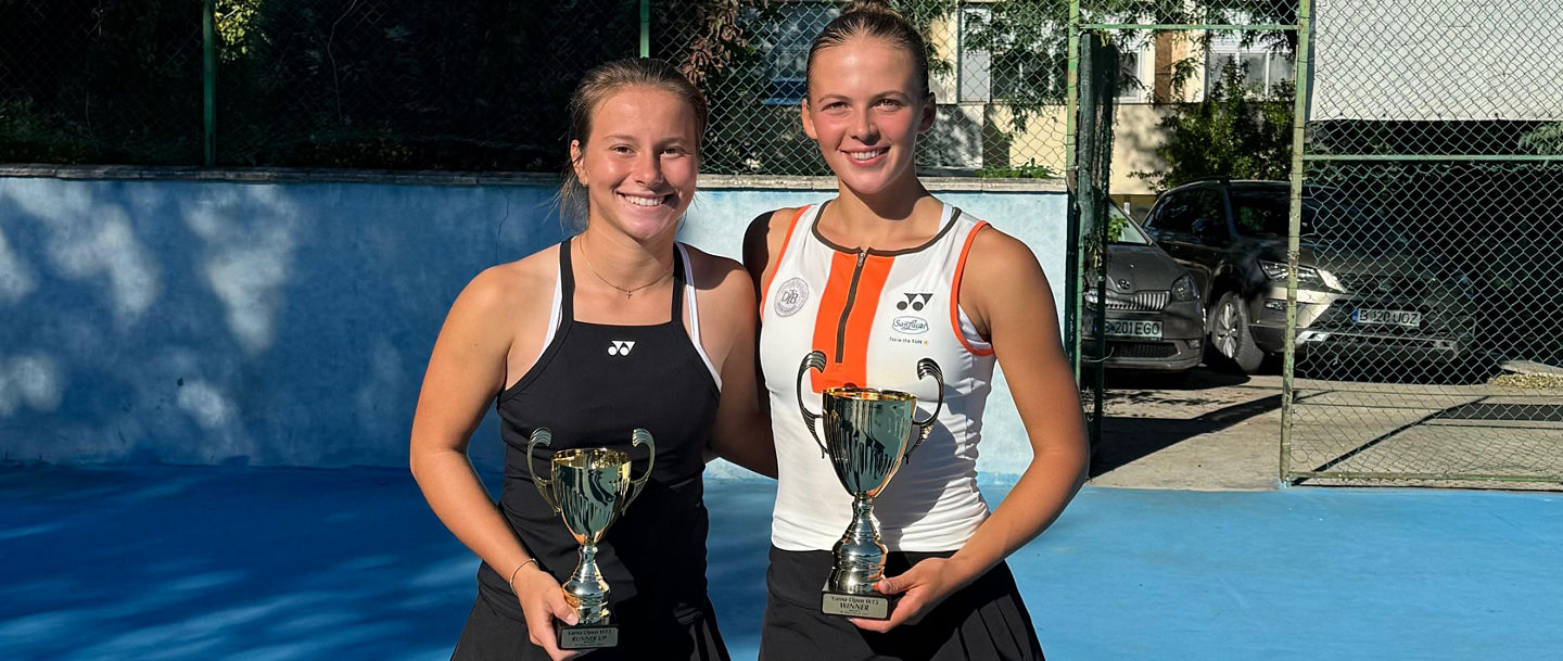 Eva Bennemann (rechts) und ihre Finalgegnerin Anastasija Cvetkovic aus Serbien.