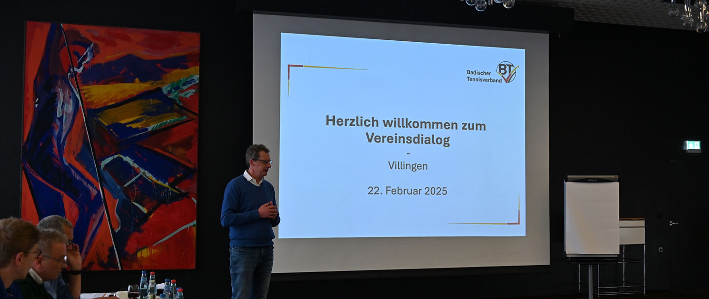 Stefan Bitenc referiert im Rahmen der BTV-Vereinsdialoge