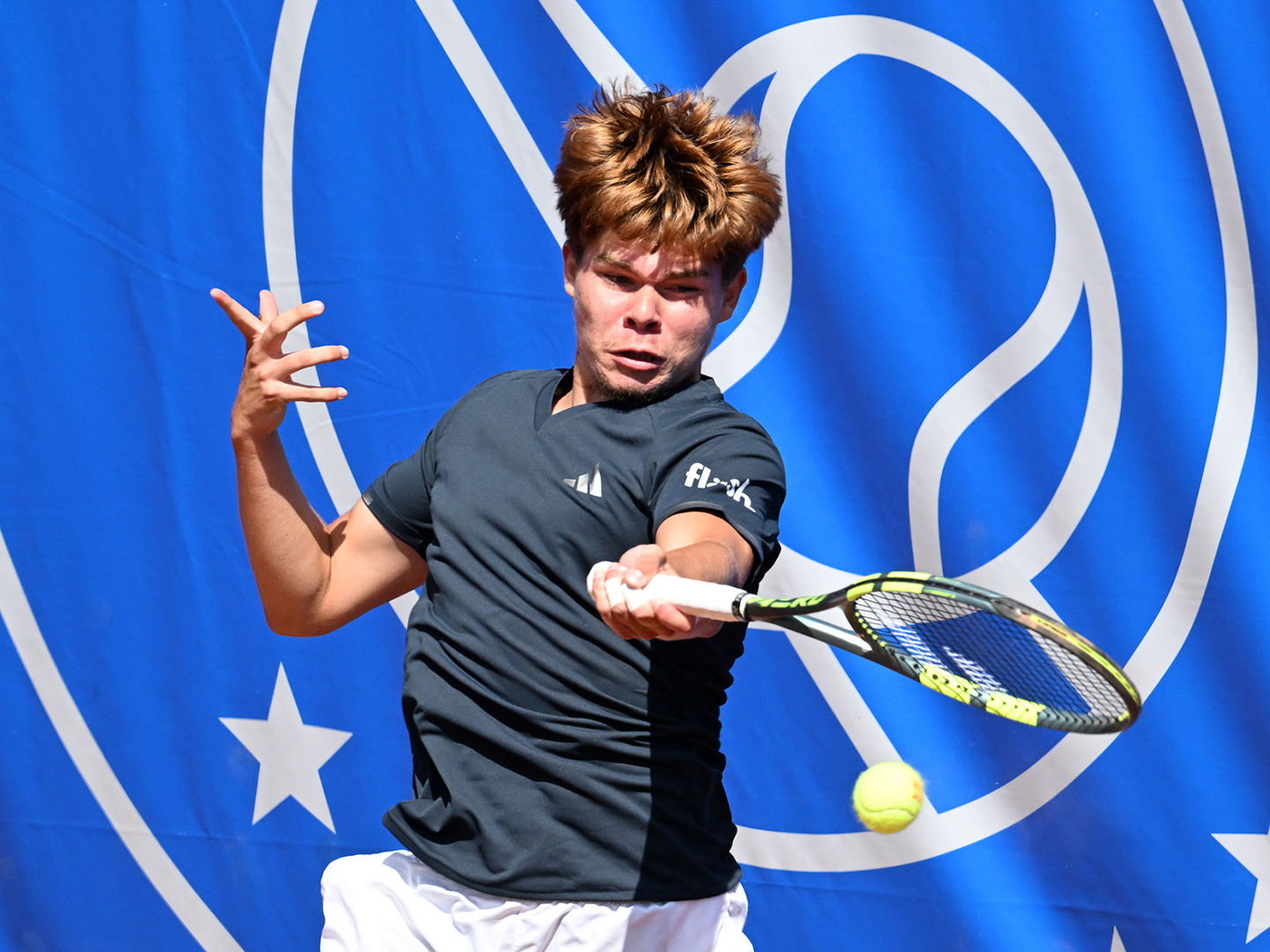 Diego Dedura zieht als erster deutscher Youngster ins Viertelfinale ein