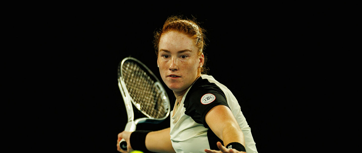 Tennis: Australian Open Jan 14, 2024 Melbourne, Victoria, Australia Ella Seidel of Germany hits a shot against Aryna Sabalenka of Russia in the first round of the womens singles. Melbourne Victoria Australia, EDITORIAL USE ONLY PUBLICATIONxINxGERxSUIxAUTxONLY Copyright: xMikexFreyx 20240114_jcd_zg6_0215