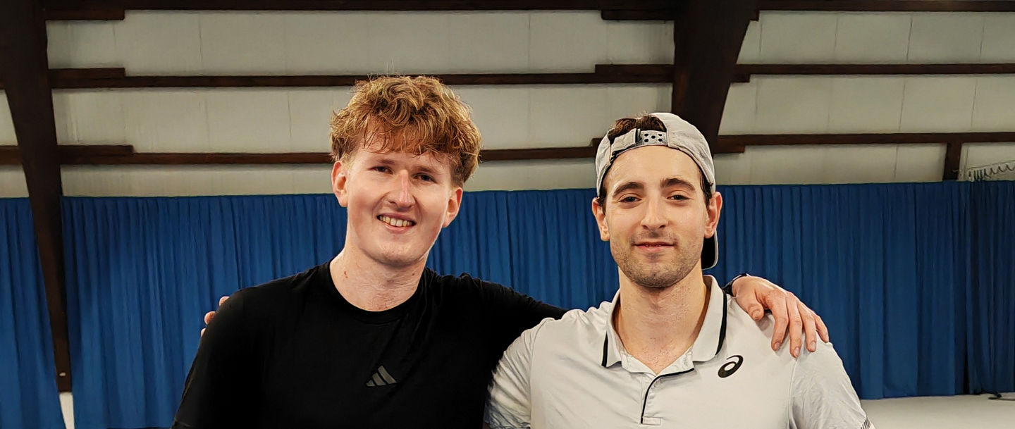 Die Finalisten: Simon Schiller (links) und Maximilian Özcelik