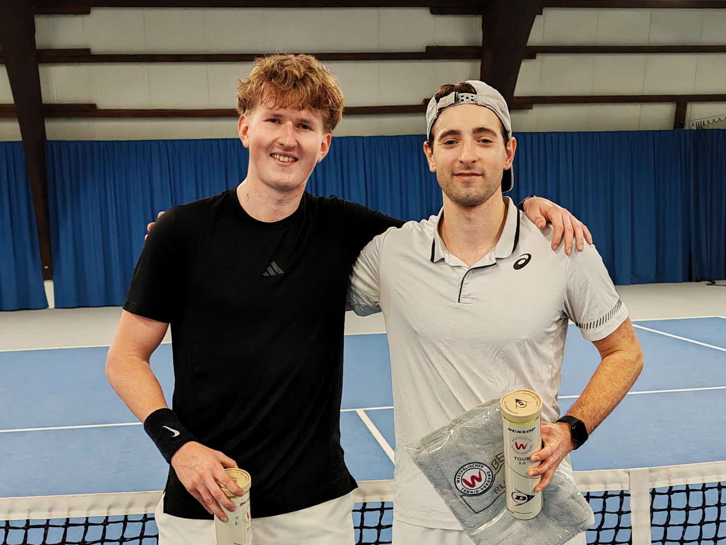 Die Finalisten: Simon Schiller (links) und Maximilian Özcelik