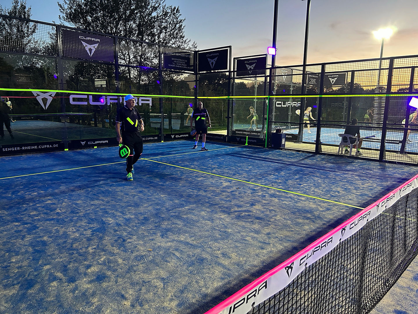 Glow Padel bei den TNB Padel Landesmeisterschaften