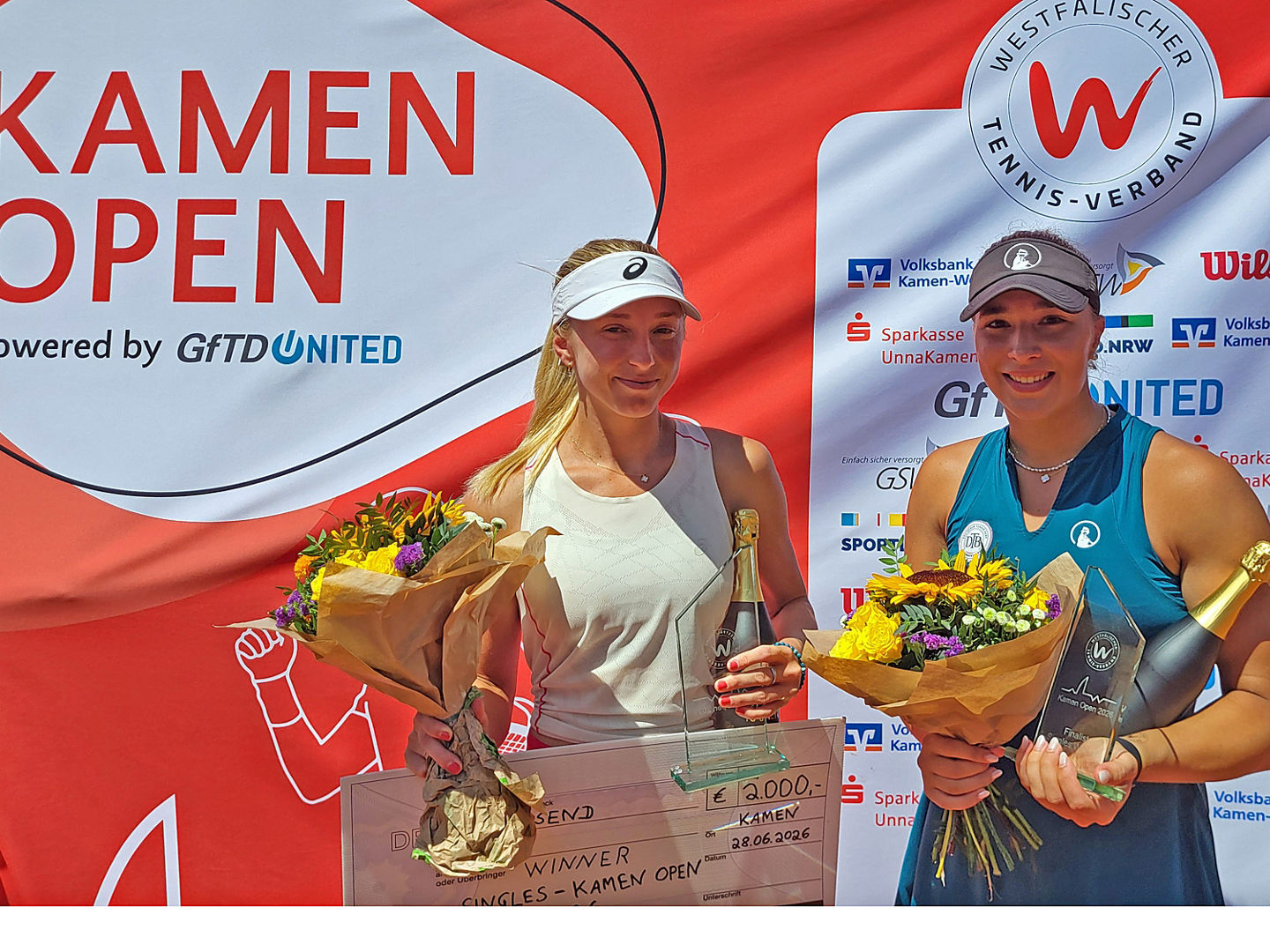 Siegerin Valentina Ivanov (links) und Finalistin Josy Daems lieferten ein dramatisches Finale