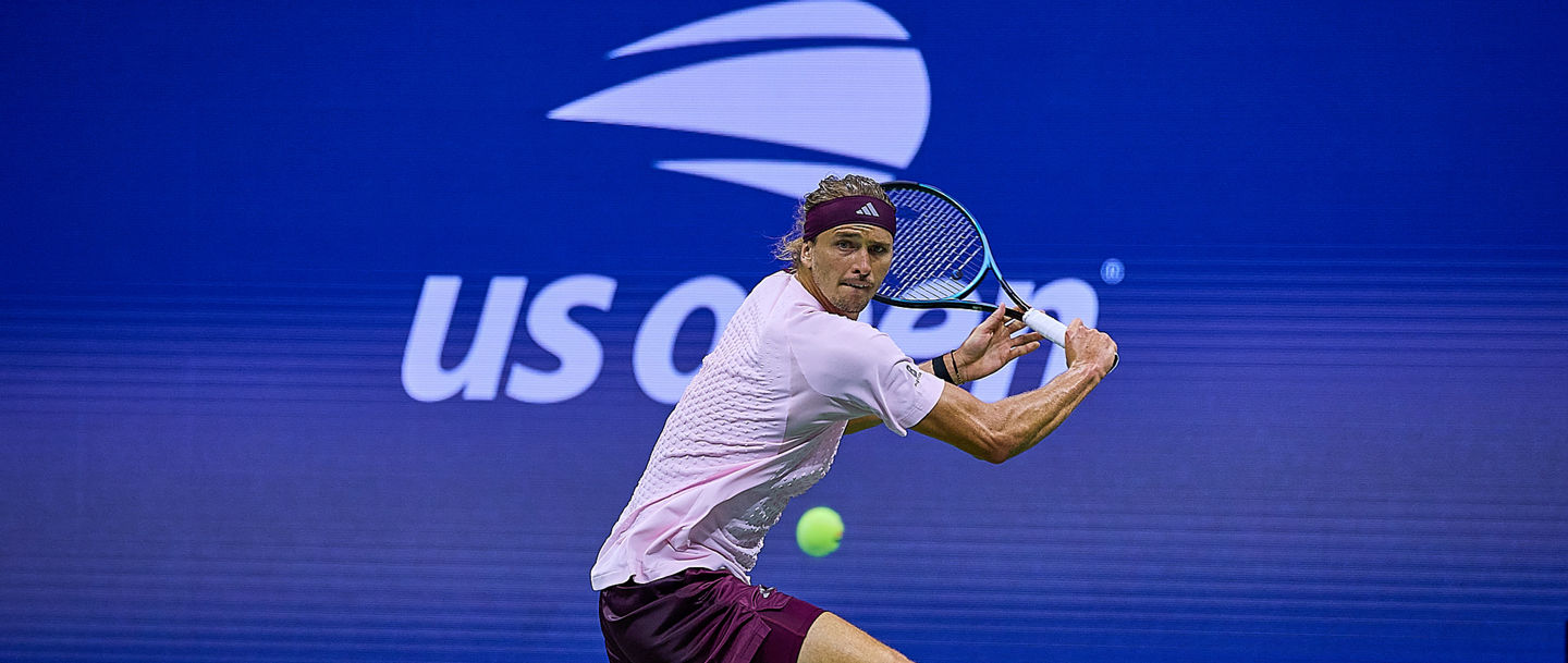 Alexander Zverev of Germany returns with backhand during the 2026 US Open - Tennis Championships, 1.9.2026 in New York (USTA Billie Jean King National Tennis Center), United States of America