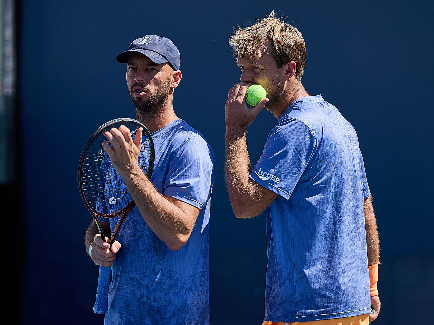 Tim Puetz of Germany, Kevin Krawietz of Germany in a tactical talk during the 2026 US Open - Tennis Championships, 7.9.2026 in New York (USTA Billie Jean King National Tennis Center), United States of America