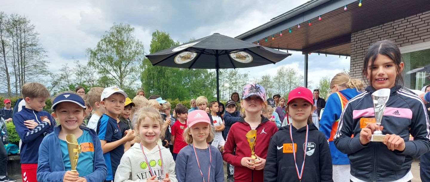 Mädchen 2019+jünger