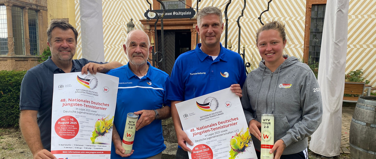 Presse Termin des NDJTT mit Dieter Schraer (Vorstand Förderverein), Thorsten Liebich (DaLi SportManagement/Vermarktung), Karolina Kowall (WTV Koordinatorin Nachwuchs & 2009 Siegerin NDJTT) und Andreas Suermann (Vorsitzender des Fördervereins).