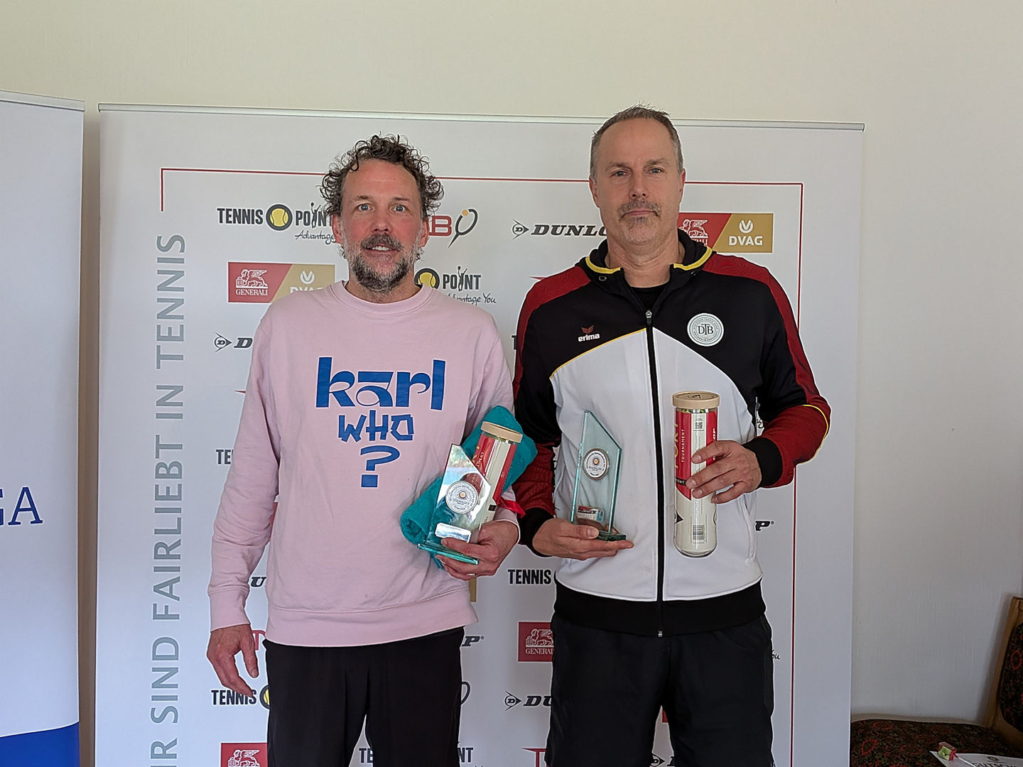 Gerhard Fahlke (r.) holte den Titel bei den Herren 50