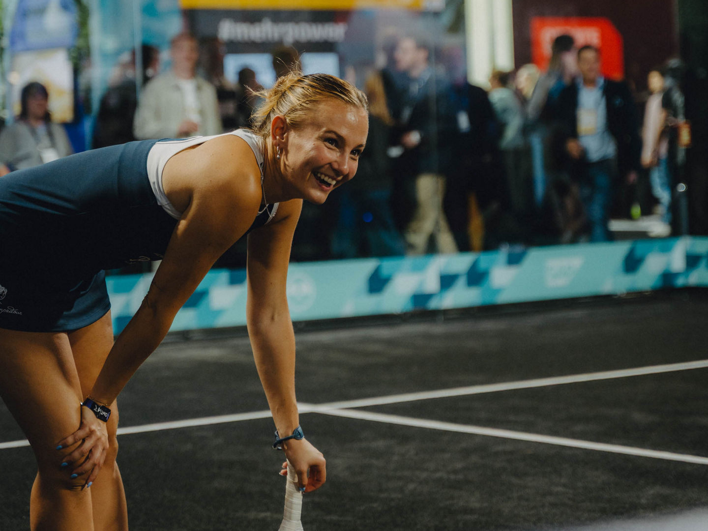 Vici Kurz, die deutsche Nummer eins im Padel