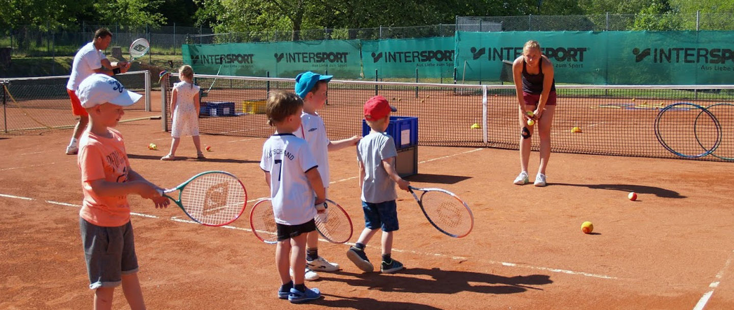 Schultennis