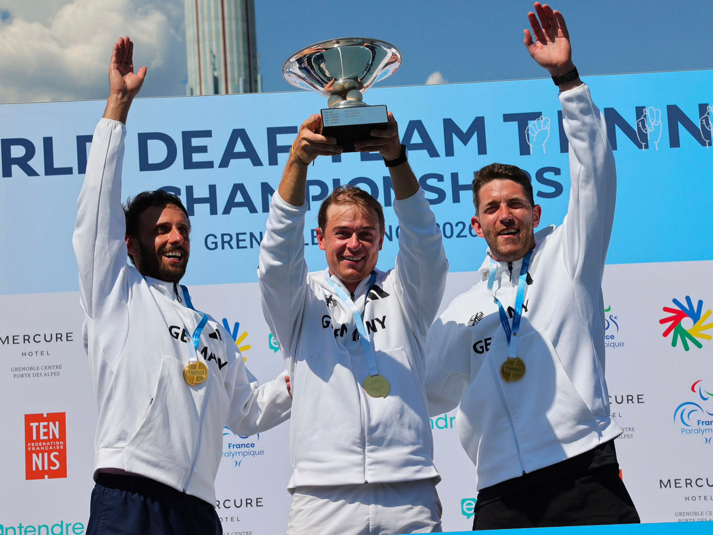 Unter zehn Nationen sicherte sich das deutsche Herrenteam den Weltmeistertitel bei den Deaf Tennis World Championships