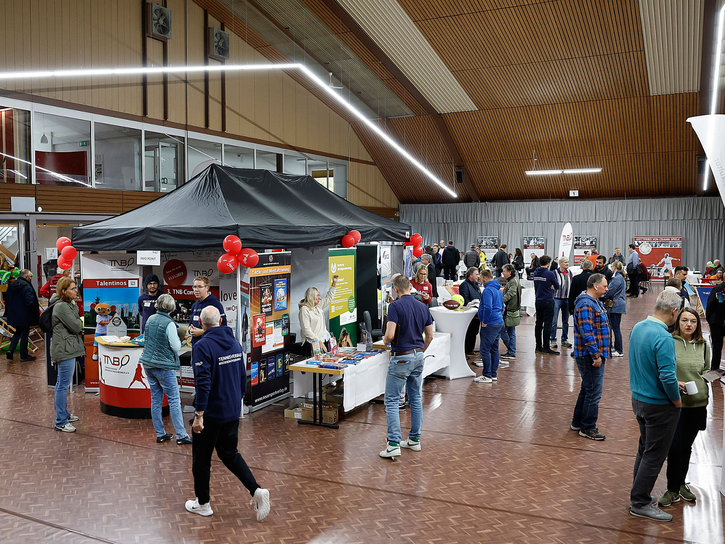 Bei der TNB-Convention steht der gemeinsame Austausch mit im Fokus.