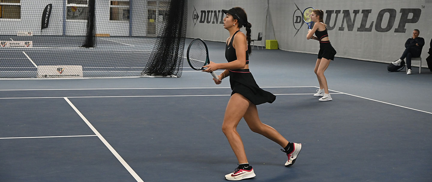Emmi Nehls und Lilly Greinert beim Finale im Doppel in Leimen