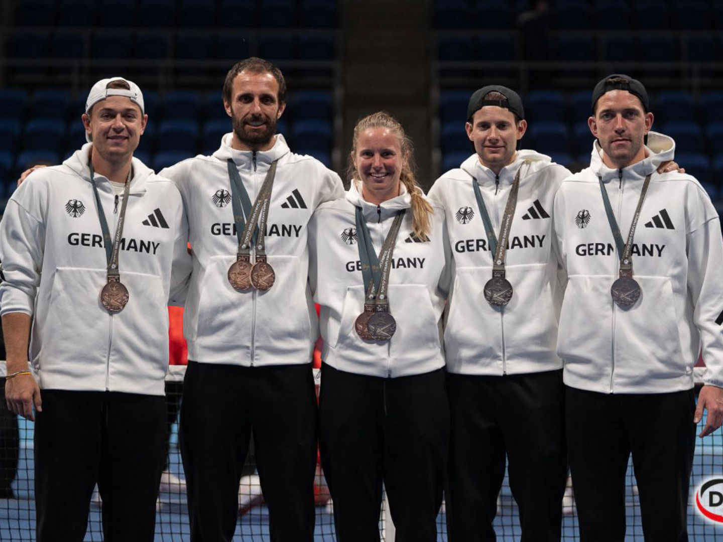 Alle fünf deutschen Deaflympics Teilnehmer:innen in der Tenniskonkurrenz belohnten sich am Ende der Woche mit einer Medaille