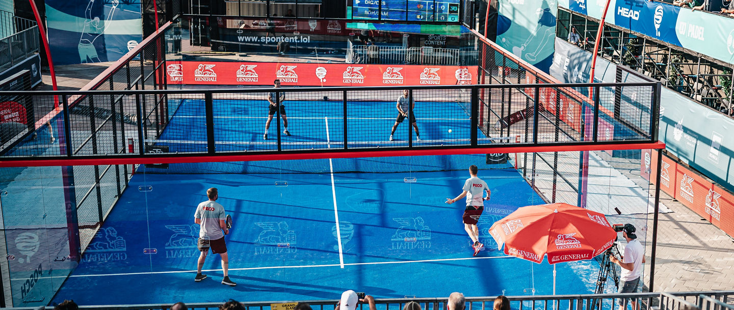 Padelcourt in der Active City Arena Hamburg