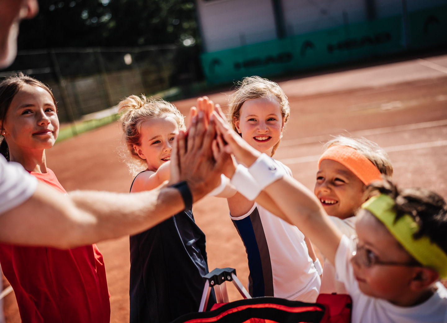 Fünf Kinder beim Training