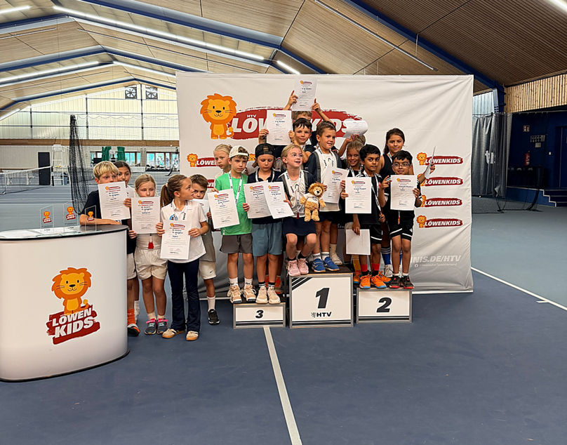 Großer Jubel bei der Siegerehrung U8+ Flex beim HTV-Löwenkids Teams Finale