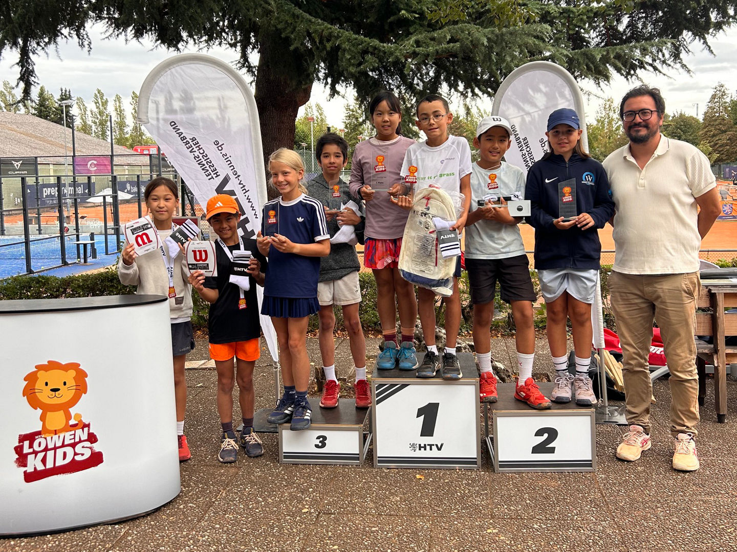 Siegerehrung des Final-Turniers U10 der HTV-Löwenkids-Tour
