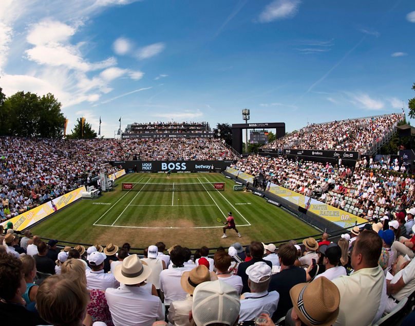 Center Court, ausverkauft, Finale Frances Tiafoe USA gegen Jan-Lennard Struff GER Tennis, BOSS Open 2023, Weissenhof, Stuttgart, Baden-WÃ¼rttemberg, Deutschland, Europa *** Center Court, sold out, Final Frances Tiafoe USA against Jan Lennard Struff ger Tennis, Boss Open 2023, Weissenhof, Stuttgart, Bathing WÃ¼rttemberg, Germany, Europe Copyright: imageBROKER/MichaelxWeber iblimw09362499.jpg Bitte beachten Sie die gesetzlichen Bestimmungen des deutschen Urheberrechtes hinsichtlich der Namensnennung des Fotografen im direkten Umfeld der VerÃ¶ffentlichung