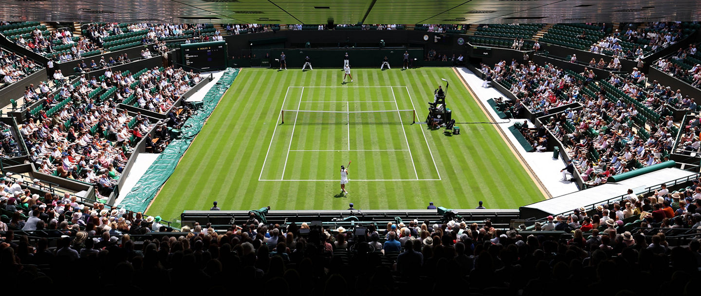 3rd July 2023 All England Lawn Tennis and Croquet Club, London, England: Wimbledon Tennis Tournament Empty seats visible on court 1 for the match between Iga Swiatek and Lin Zhu PUBLICATIONxNOTxINxUK ActionPlus12526923 ShaunxBrooks