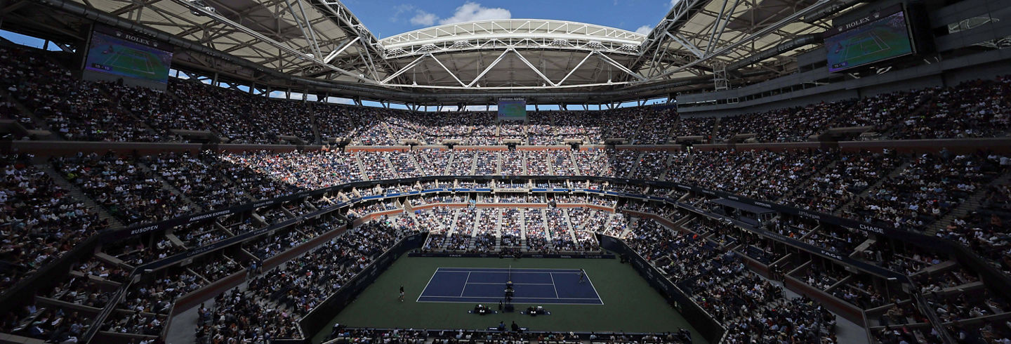 General view of stadium Arthur Ashe with Jannik Sinner Ita wins the championship final at the US Open 2024 against Taylor Fritz TENNIS : US Open 2024 08/09/2024 AntoineCouvercelle/Panoramic PUBLICATIONxNOTxINxFRAxBEL