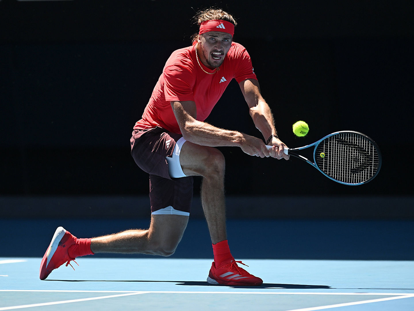 TENNIS AUSTRALIAN OPEN, Alexander Zverev of Germany during his 1/4 final match against Tommy Paul of USA during the 2025 Australian Open at Melbourne Park in Melbourne, Tuesday, January 21, 2025.  ACHTUNG: NUR REDAKTIONELLE NUTZUNG, KEINE ARCHIVIERUNG UND KEINE BUCHNUTZUNG MELBOURNE VICTORIA AUSTRALIA PUBLICATIONxNOTxINxAUSxNZLxPNGxFIJxVANxSOLxTGA Copyright: xLUKASxCOCHx 20250121135874900251