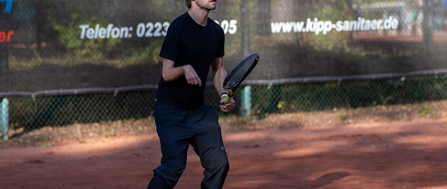 Para Standing Tennis