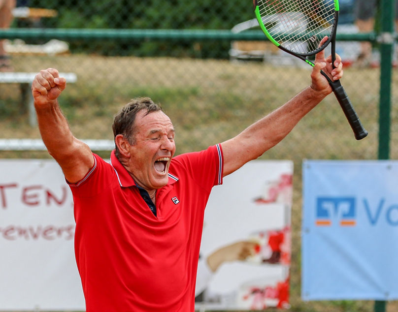 Finale H70: Schmidle, Wolfram (TC Kreenheinstetten e.V.) - Deutscher Meister 2018, Deutsche Tennis-Meisterschaften der Senorinnen und Senoren 2018 (DSM 2018), Bad Neuenahr, 31.07.2018, Foto: Claudio GÃ¤rtner