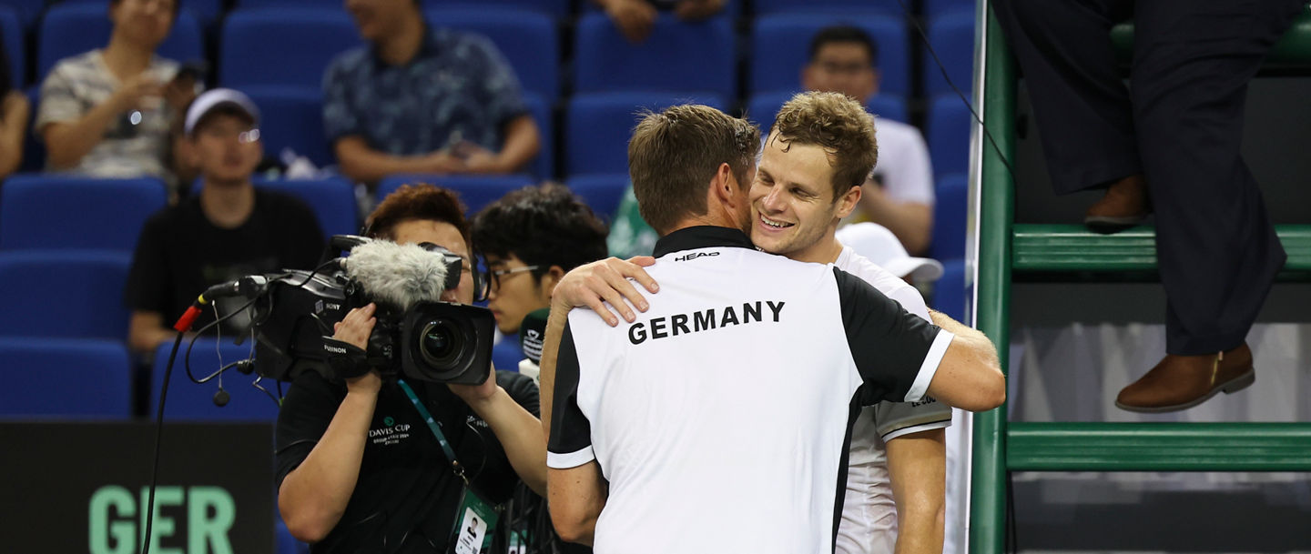 Vorzeitig weiter: Durch zwei Siege steht das DTB-Team vor dem letzten Spieltag in den Finals